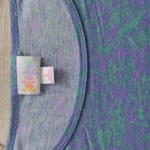 5/$25 Lularoe Irma Tunic Shirt Top Small - Picture 2 of 3